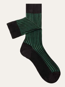 Brown/Dark green