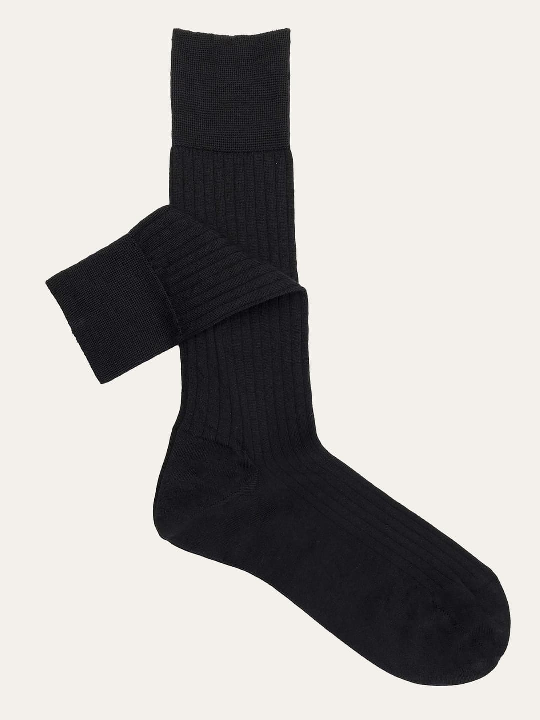 Short ribbed solid color Cashmere and Silk socks