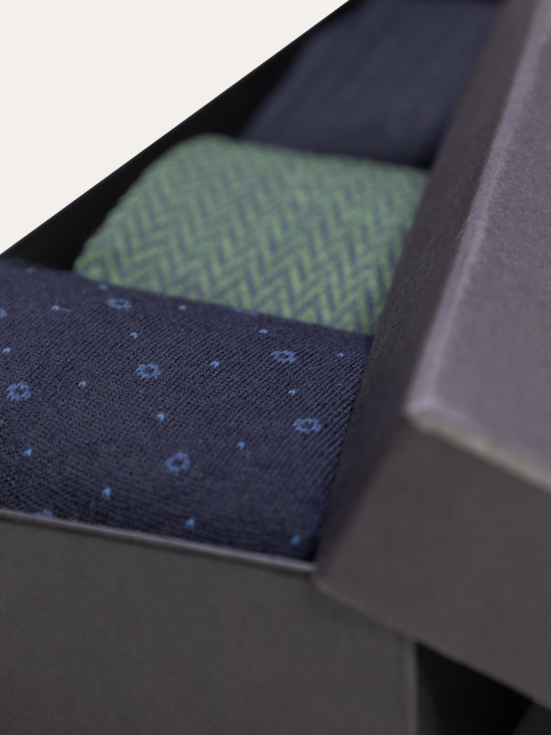 Gift box with 3 Pairs of Fancy Wool Socks