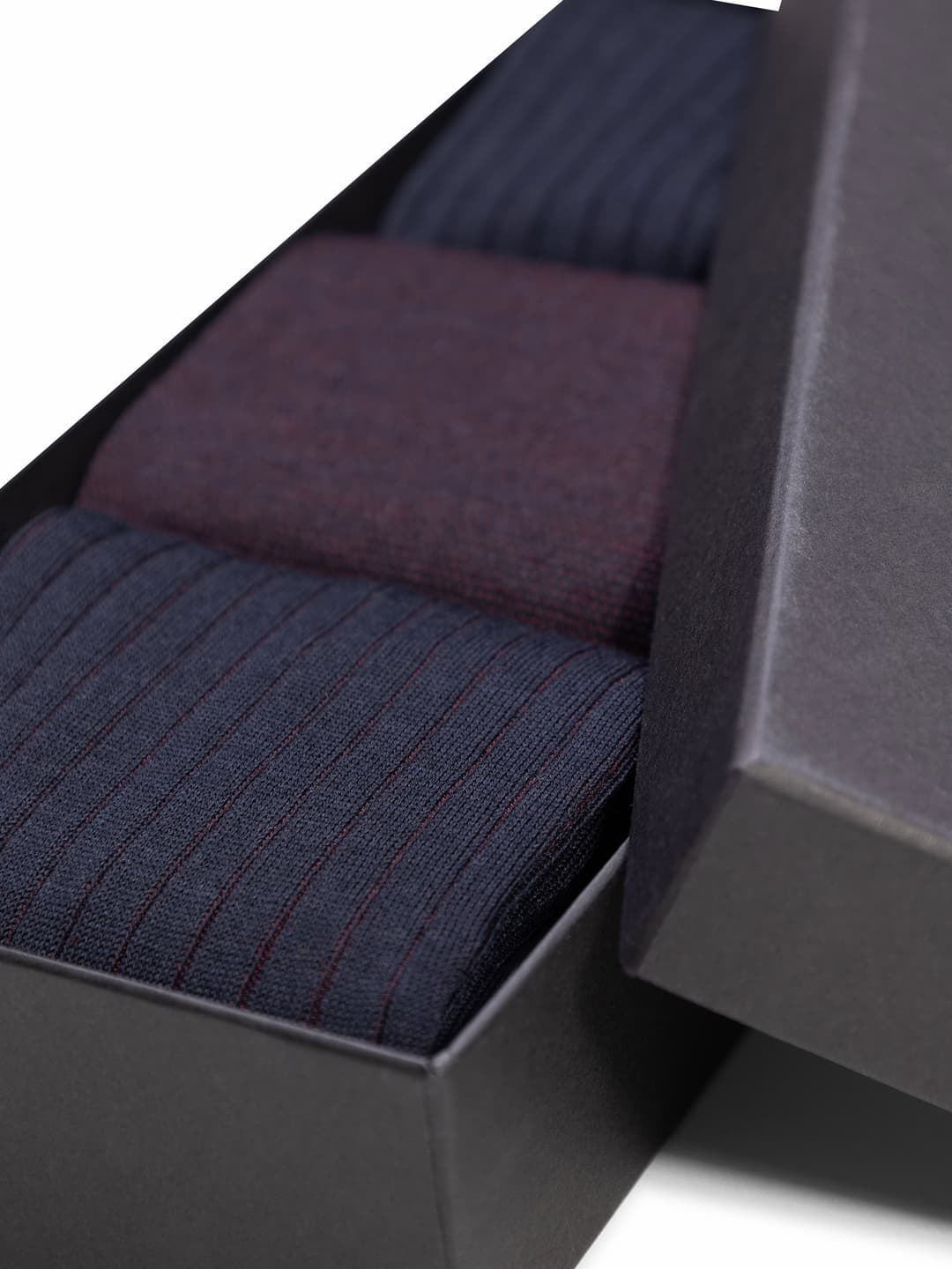Gift box with 3 Pairs of Patterned Wool Socks