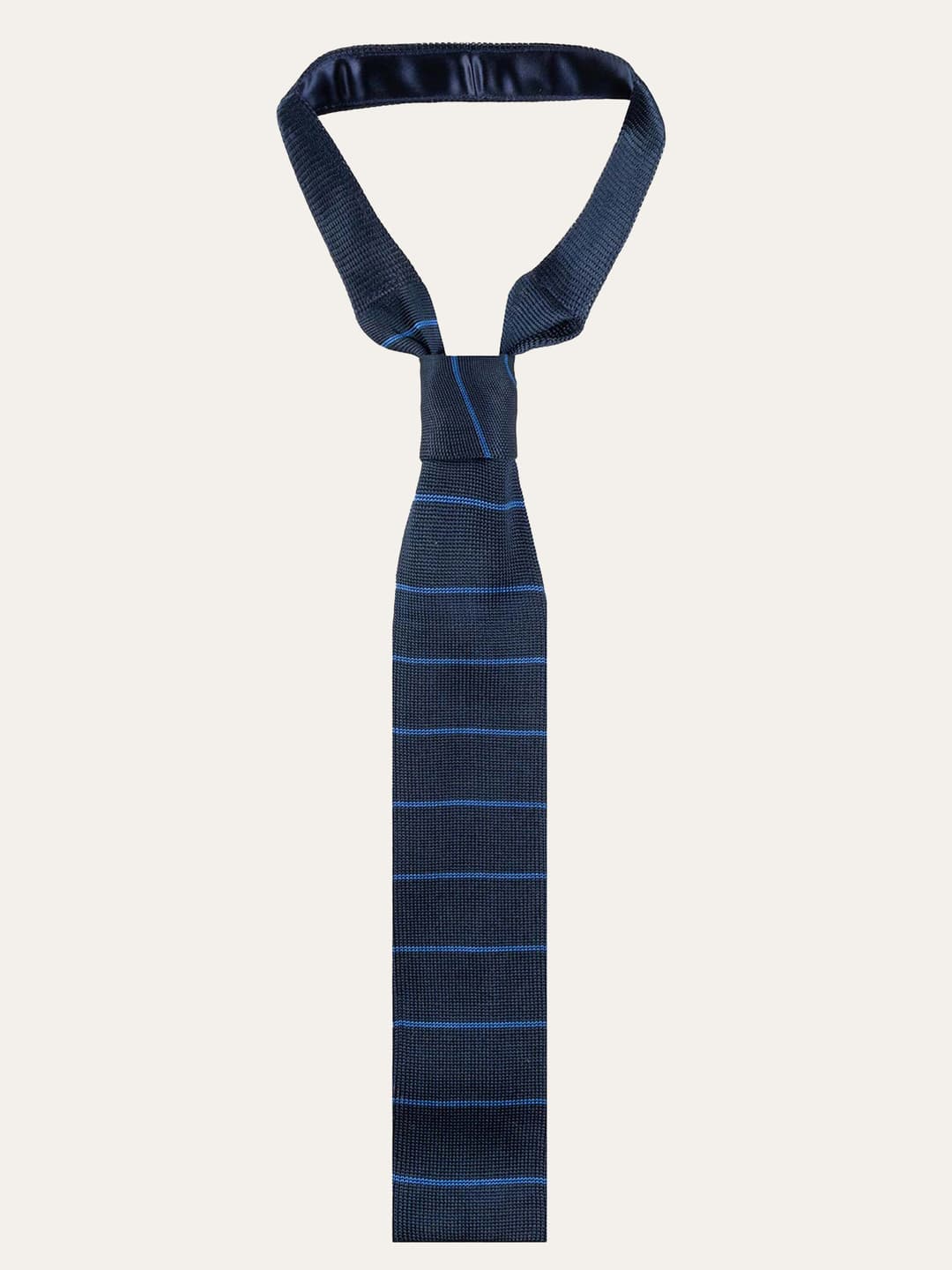 Men's Silk Tie with Stripe Pattern