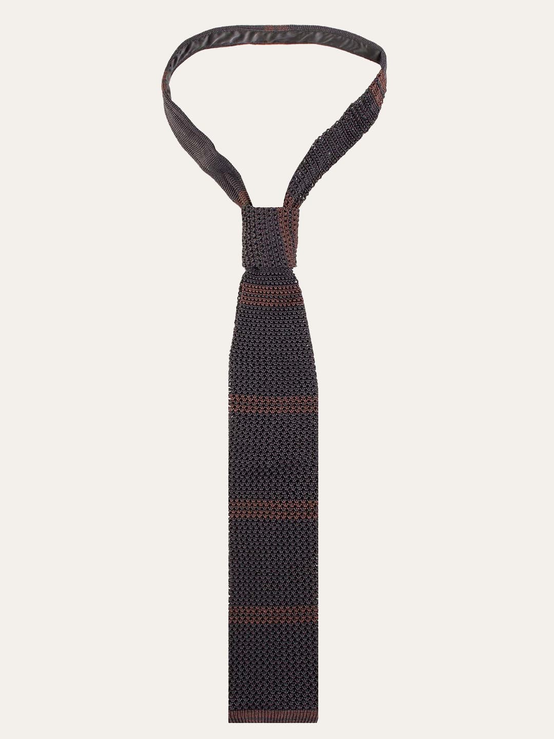 Men's Silk Tie with Striped Pattern