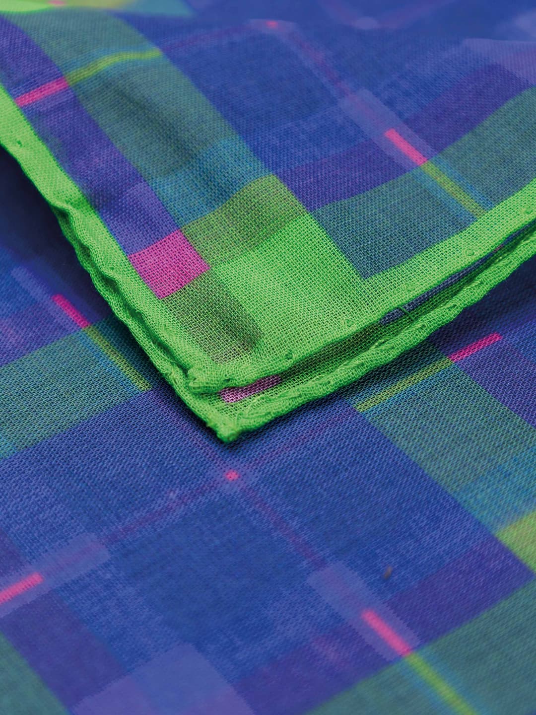 Checkered Cotton Pocket Square - Artisanal Handcrafted Accessory